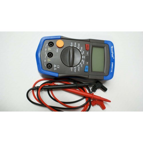 Full Range Capacitance Meter with Peak Hold and Backlit Screen